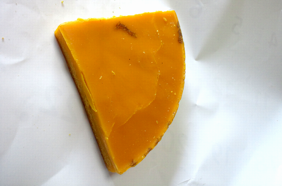 日本蜜蜂の養蜂用の蜜蝋(みつろう)１００ｇ